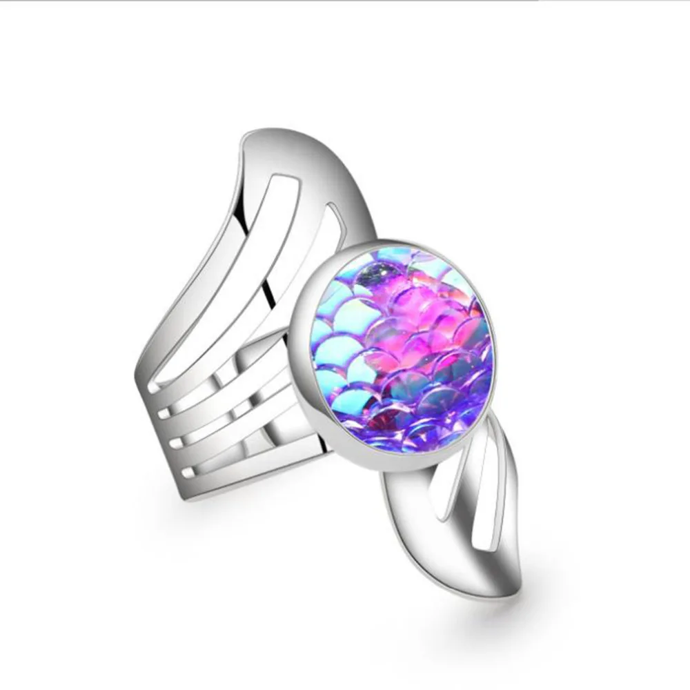 

DoreenBeads Resin Mermaid Fish/ Dragon Scale Open Adjustable Rings Silver Colorful AB Color Feather 18.1mm(US Size 8) , 1 PC