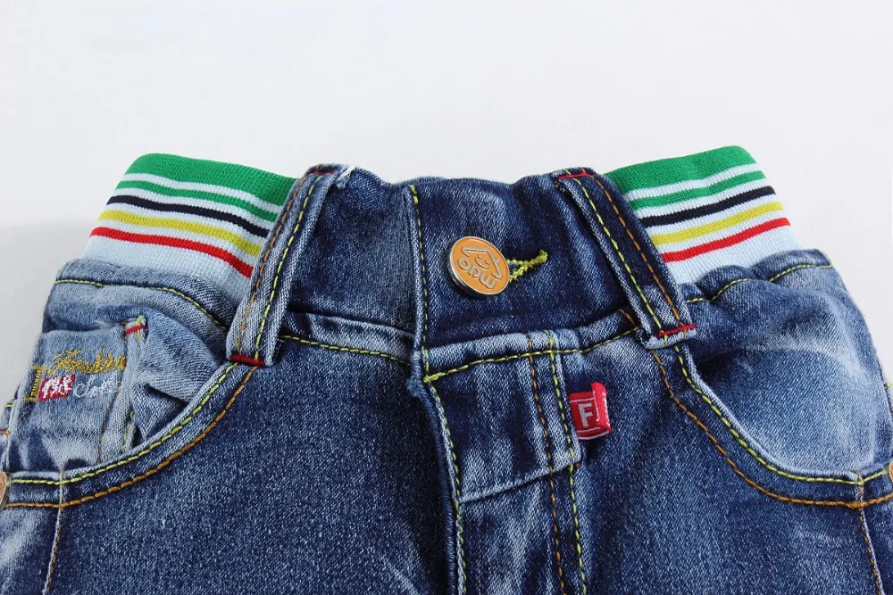 Высокое качество хлопок джинсы для мальчиков с милой вышивкой 2015bj01 A