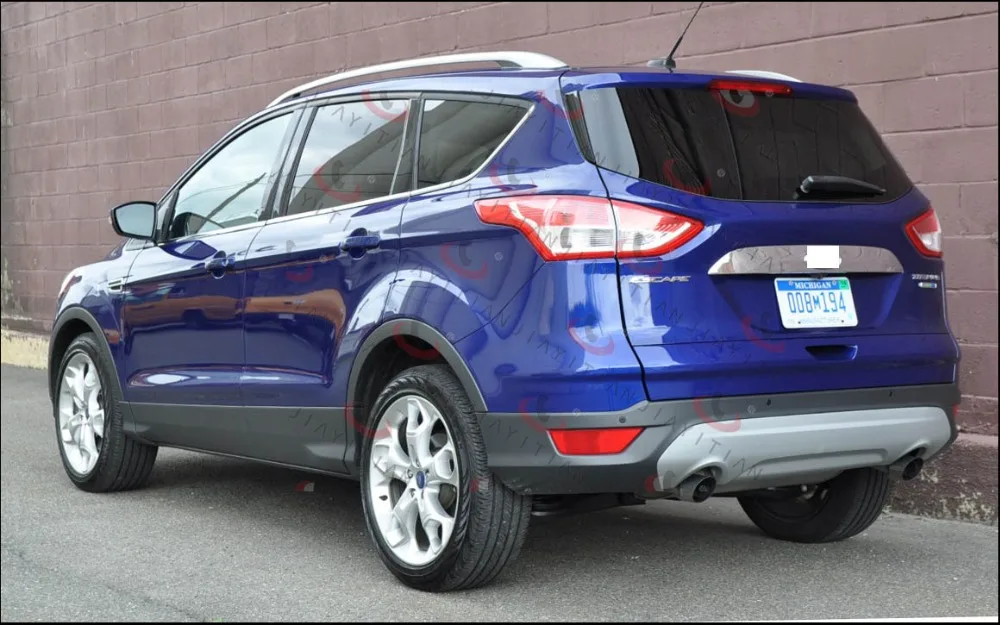 2015-ford-escape-titanium-ecoboost-rear-side1