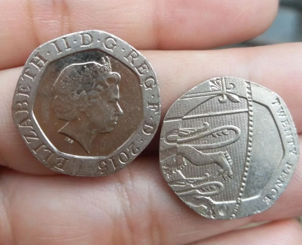 

21mm Britain ,100% Real Genuine Comemorative Coin,Original Collection