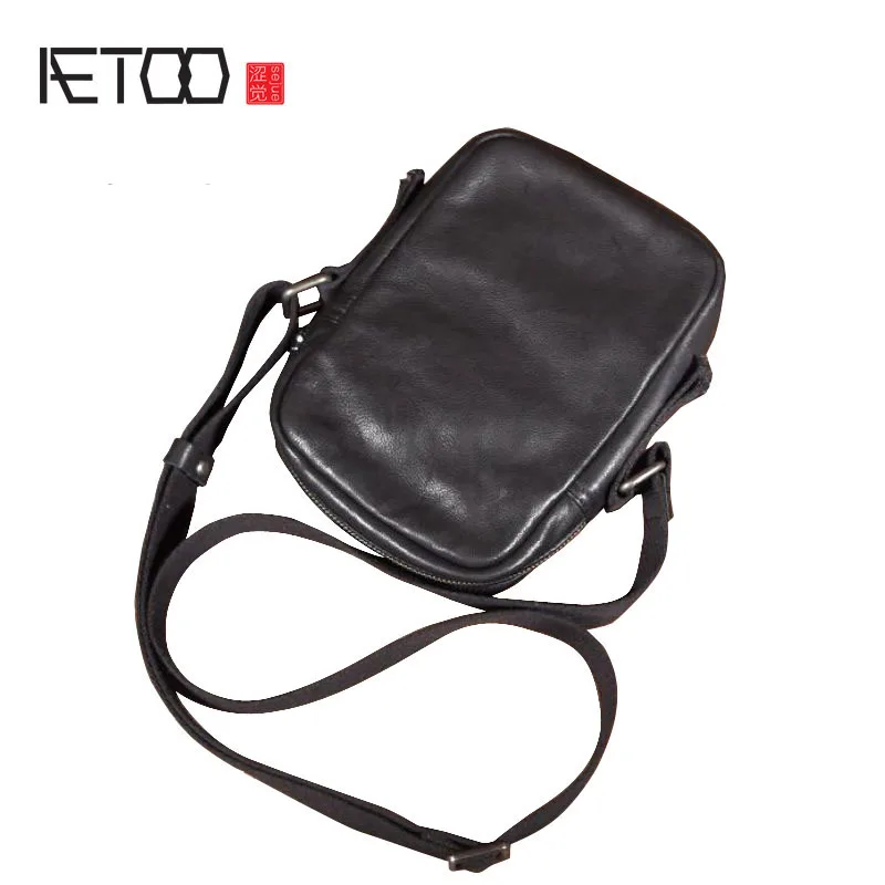 AETOO простая мини-сумка для мобильного телефона, маленькая сумка через плечо, мужская повседневная кожаная сумка первого слоя - Цвет: Черный