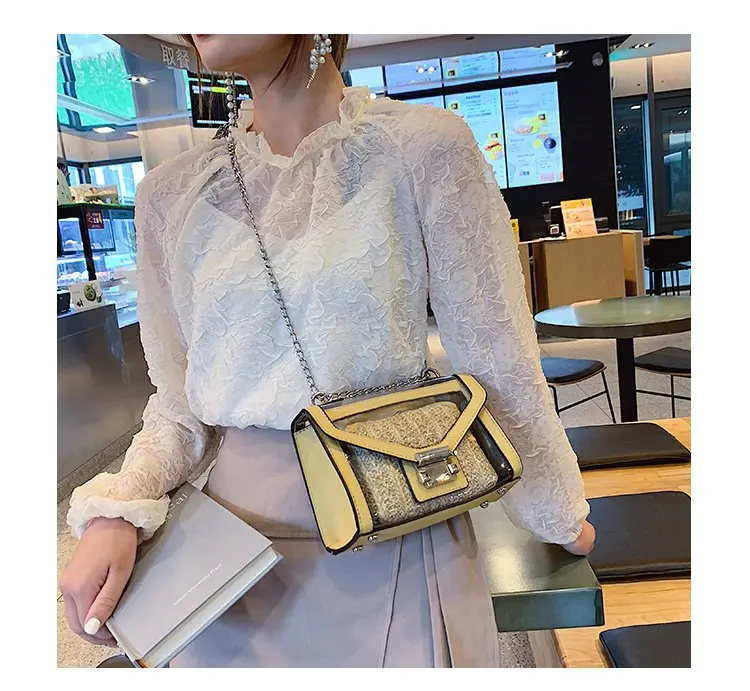 10872363800_1835341813