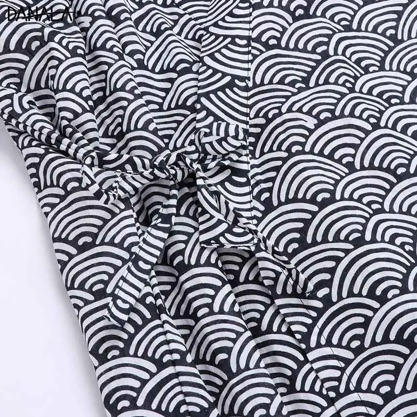 DANALA 100% Cotton Bathrobe Casual Sleeping Robes For Men V-neck Summer Dressing-gown Comfortable Pajamas Yukata Home Robes Men DANALA 100% Cotton Bathrobe Casual Sleeping Robes For Men V-neck Summer Dressing-gown Comfortable Pajamas Yukata Home Robes Men