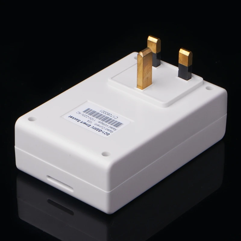 EU/UK 220V Phone RC Remote Wireless Control Smart Switch GSM Socket Power Plug