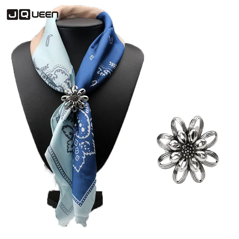 

2017 Gold Silver Color Hollow Camellia Brooches Alloy Scarf Brooch Clips Tricyclic Scarf Clip For Women Jewelry