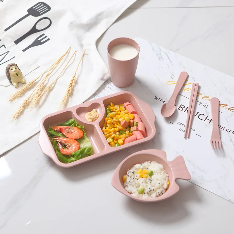 

Environmentally friendly plastic wheat straw cutlery set children anti-ironing and anti-fall tableware convenience set cup fork