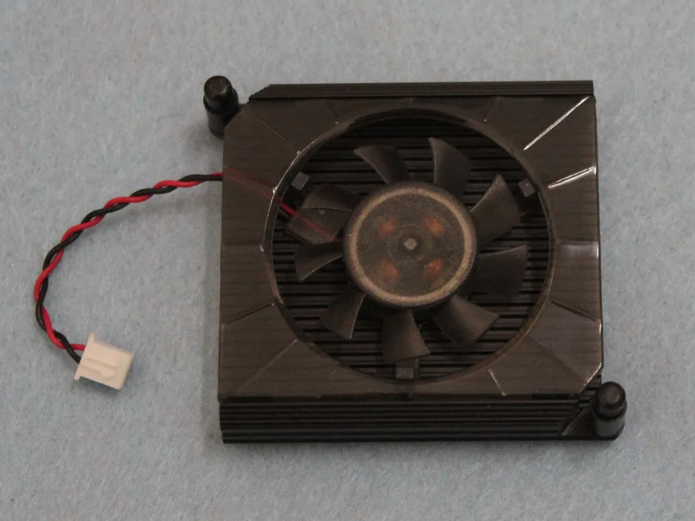 

80mm Mounting Holes 2Wire 2Pin Video Card Heatsink Cooler Cooling Fan for BFG Geforce 6600 7300 7600 8400 8500 FX540 FX550 Black