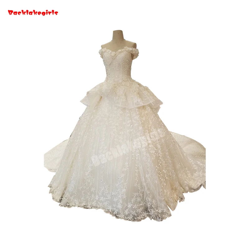 37741 Sexy Muslin Wedding Dress Tight Chest Long Train Fluffy