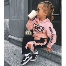 Осенний комплект модной одежды для маленьких девочек, толстовка с длинными рукавами и штаны, спортивный костюм, детская одежда, комплект для девочек