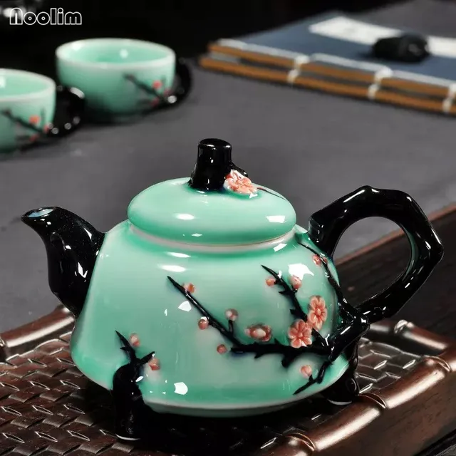 NOOLIM Yixing Ceramic Tea Pot Chinese Style Celadon Side Wood Handle