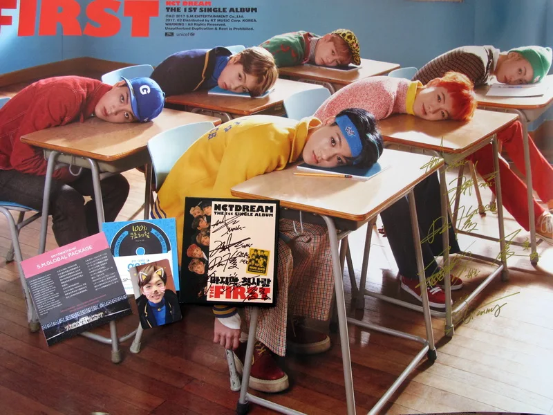 

NCT DREAM autographed signed SOLO first album THE FIRST CD korean version 03.2017