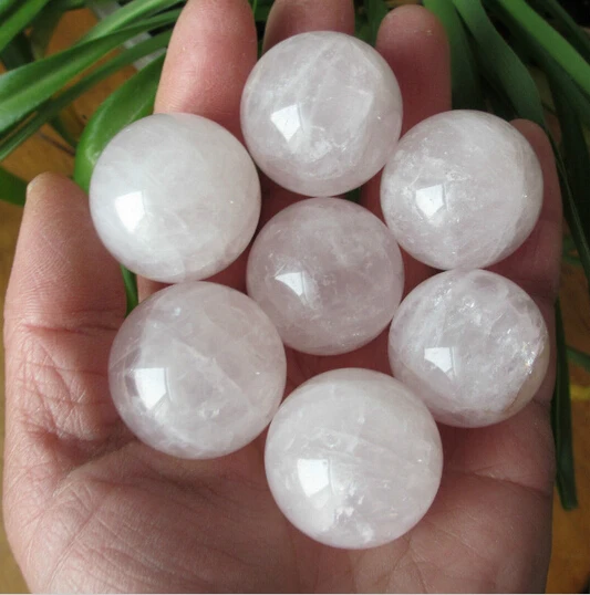

A 5117 NATURAL PRETTY ROSE CRYSTAL SPHERE BALL HEALING (0601)