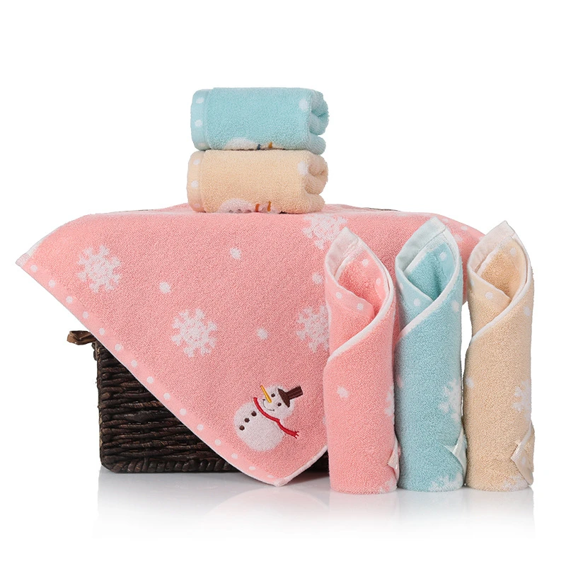 

1 Pc 34x34cm Child Face Towel 100% Cotton Embroidered Snowman Portable Absorbent Baby Square Towel Christmas Gift