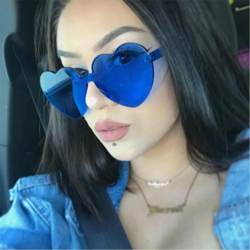  (3)