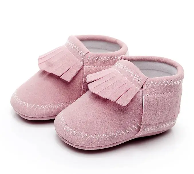 pink suede HONGTEYA Твердые искусственная кожа стиль для маленьких мокасины ручной работы Впервые Уокер мягкое дно загрузки Симпатичные обувь с бахромой - Цвет: pink suede
