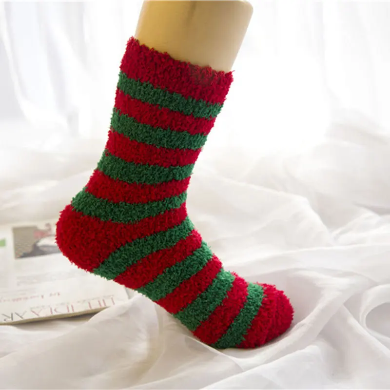 2Coral Fleece Women Christmas Socks Super Soft Warm Ladies Winter Extra Thick Stocking Striped Santa Claus Tree Pattern Socks