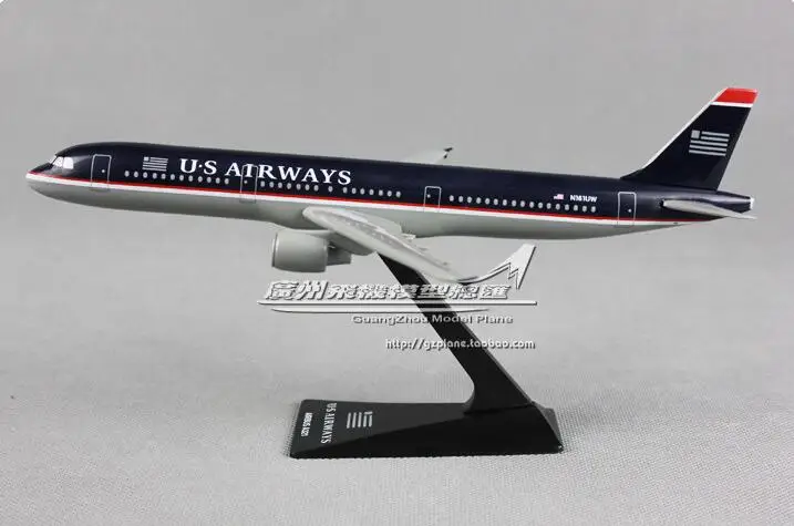 

22CM New US Airlines A321 plastic model aircraft child Birthday gift plane models chiristmas gift