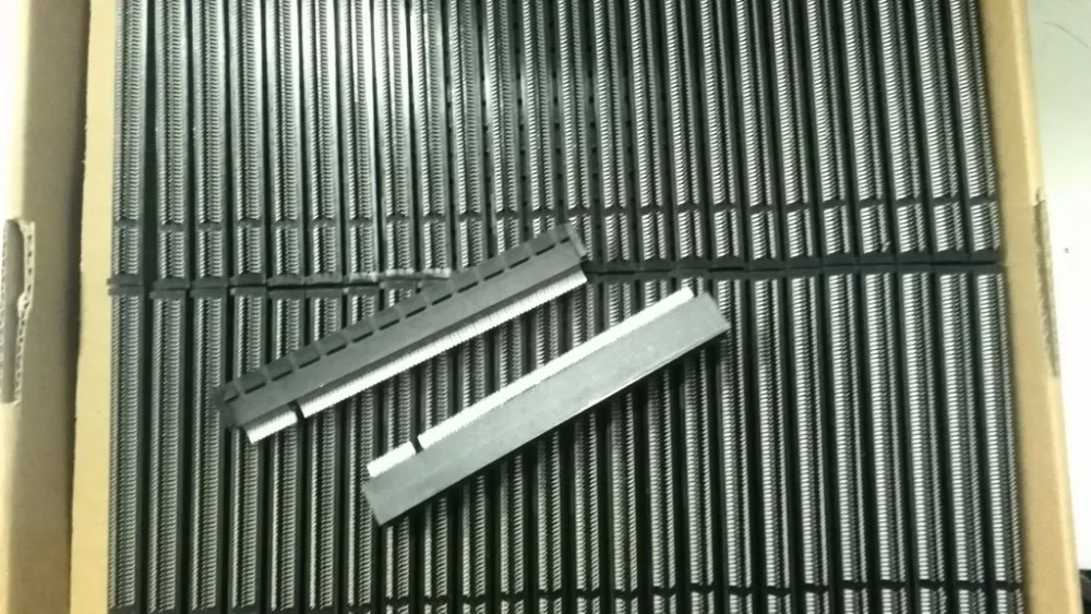 

Free Ship PCI 16x Straddle Mount Slot,PCI-e 164pin Clamp Type Slot Mining Accessories for Miner Machine
