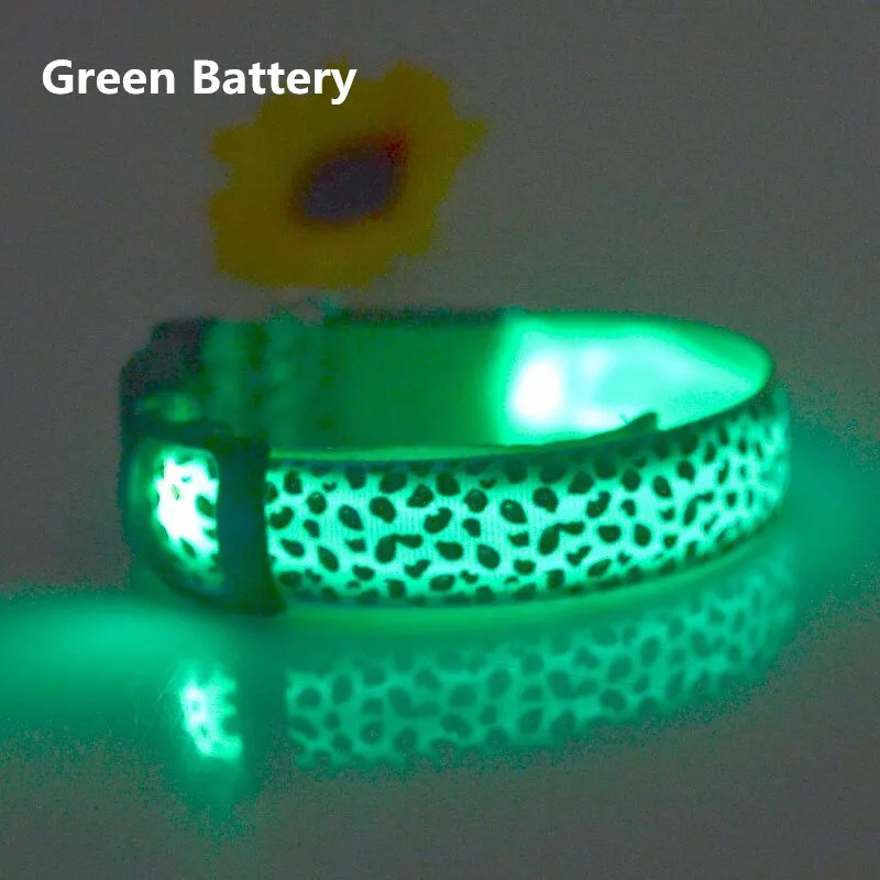 Светодиодный ошейник для собак, нейлоновый ошейник, светильник, Леопардовый ночной светодиодный, светящийся Регулируемый ошейник для собак, ошейник для собак A03 - Цвет: green battery