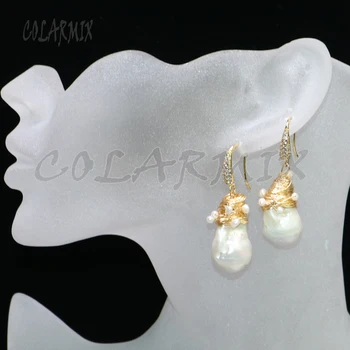 

4 Pairs Wholesale Free form earrings Gold color Iron wire earrings hook jewelry earrings gift for lady fashion jewelry 9160