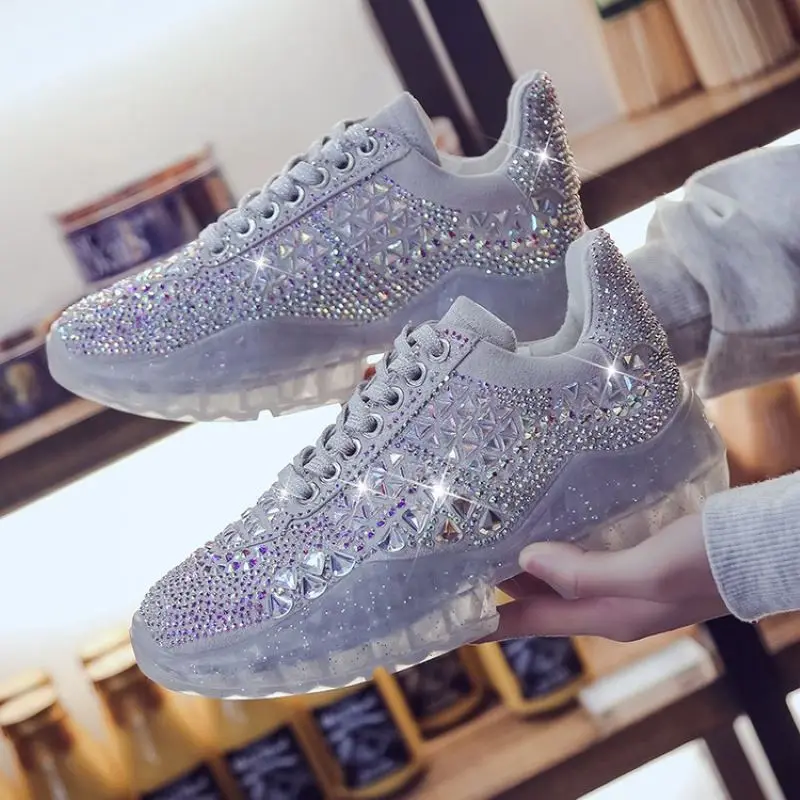 

2019 new Hong Kong style women's shoes sports shoes sponge cake rhinestone shoes crystal thick bottom increased shoes