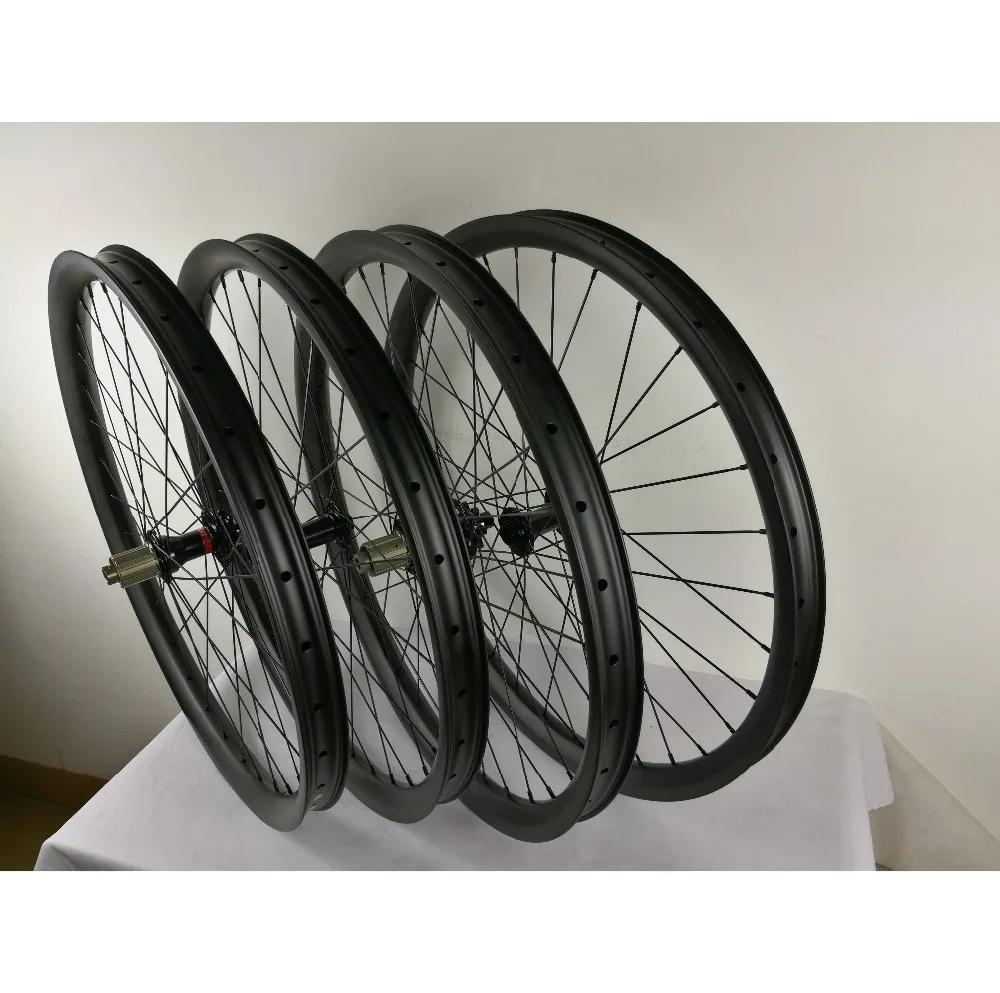 Excellent MOUNTAIN BIKE WHEELS 29ER PLUS WIDE CARBON MTB WHEELS WITH NOVATEC BOOST HUB 40MM WIDTH 30MM DEPTH WHEELSET 440G RIM WEIGHT 4 Excellent MOUNTAIN BIKE WHEELS 29ER PLUS WIDE CARBON MTB WHEELS WITH NOVATEC BOOST HUB 40MM WIDTH 30MM DEPTH WHEELSET 440G RIM WEIGHT 4