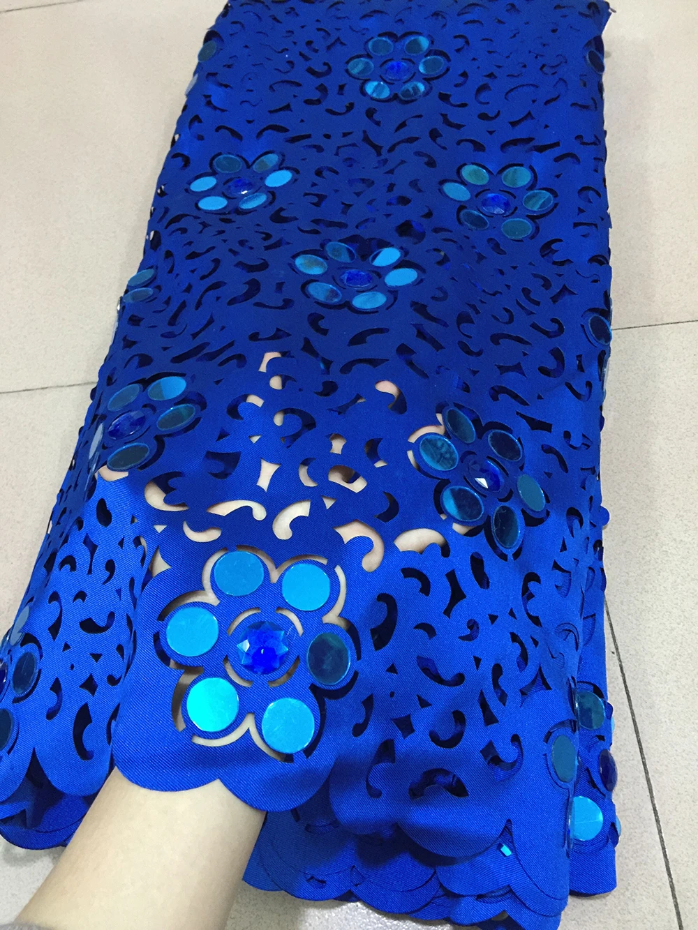 Высококачественная африканская кружевная ткань для свадьбы королевский синий французский лазерный вырез на кружеве с большими камнями и блестками качество 5 ярдов
