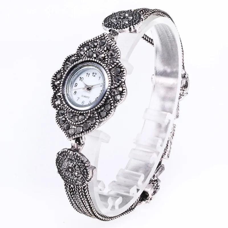 Новые женские наручные часы круглые полностью бриллиантовые часы-браслет Аналоговые кварцевые наручные часы жнски