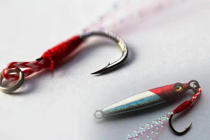 

6pcs/lot Fishing Hooks With Fishing Lure Light Jigging Assistent Hook jig Barbed Single Hook sea Fishing Accessories Pesca