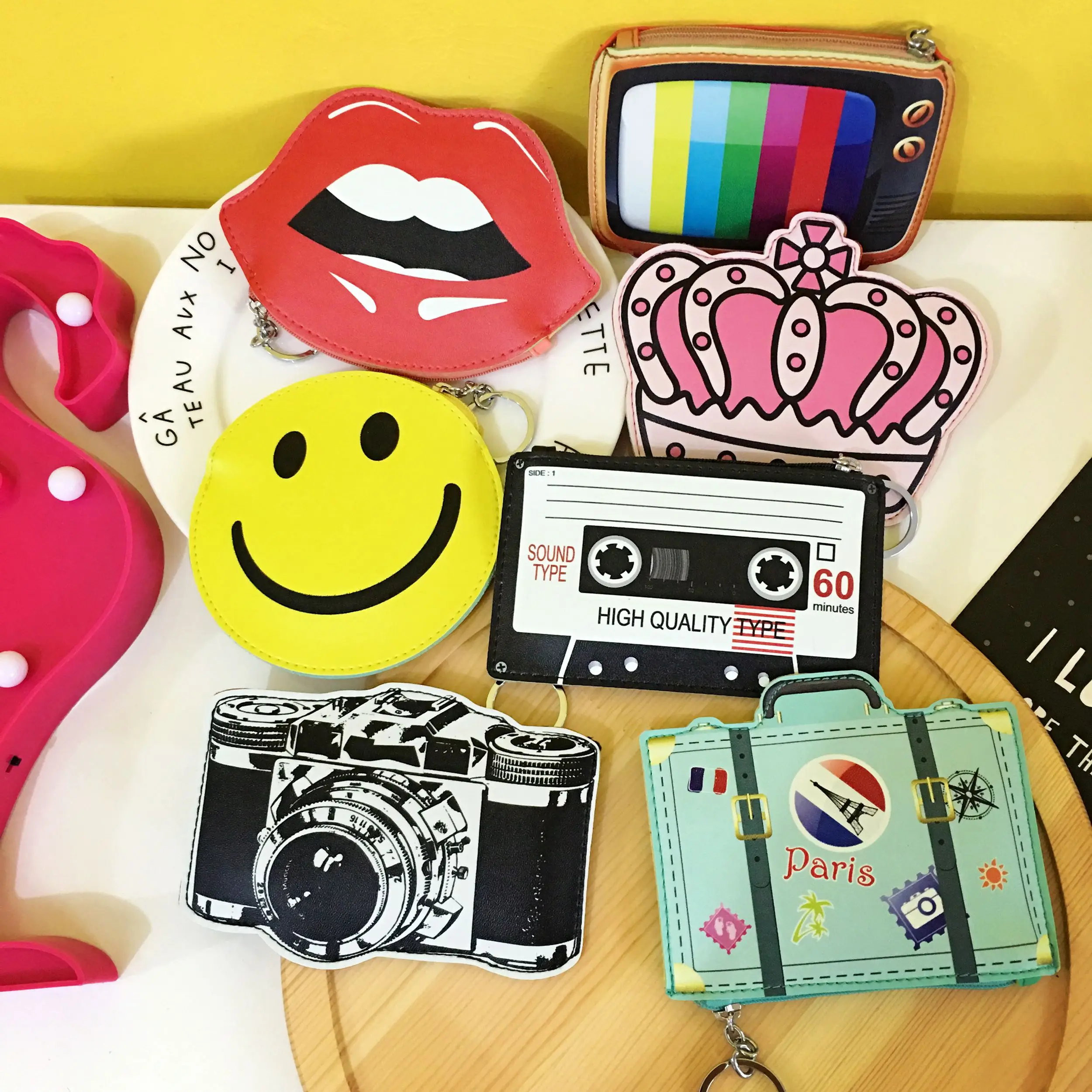 

2018 New Unisex Casual Limited Lovely Smile To Restore Ancient Ways Camera Zero Coin Purse Handbag Bags Of The Little Girl