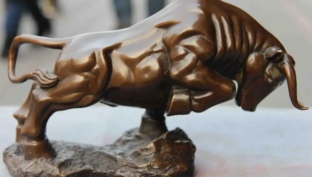 

Chinese Folk Copper Bronze Feng Shui Lucky Wealth Cattle bull Wild ox Statue
