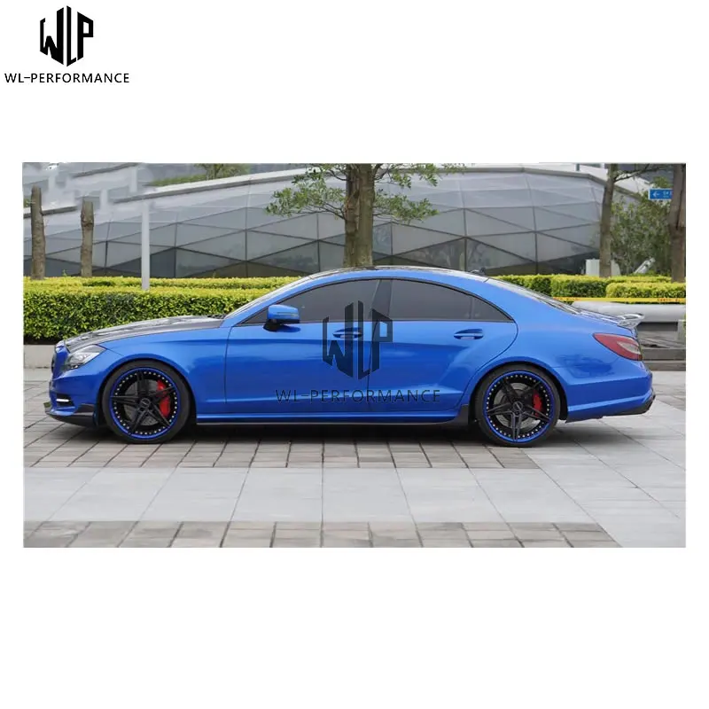 奔驰CLS W218碳纤尾翼  R款 1