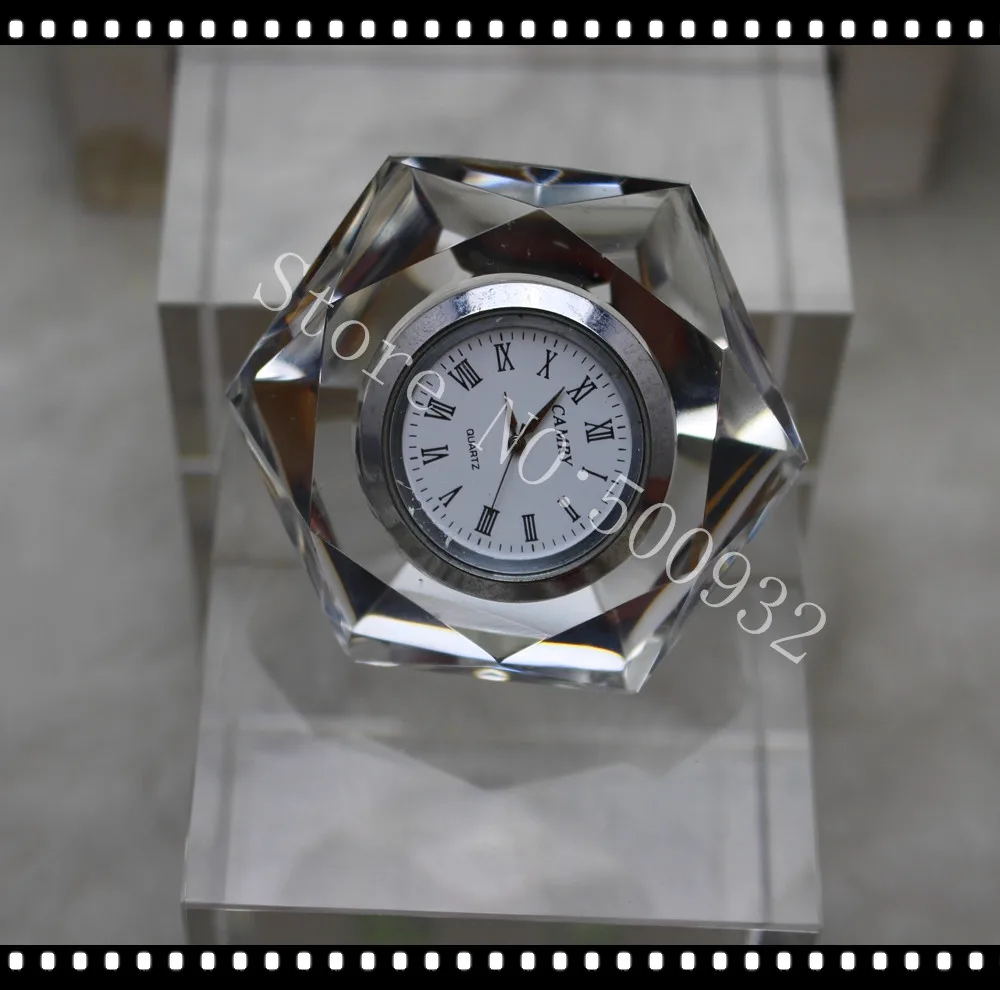 

Free shipping newest design k9 crystal material clearly color hex star shape deisgn crystal clock for wedding gift