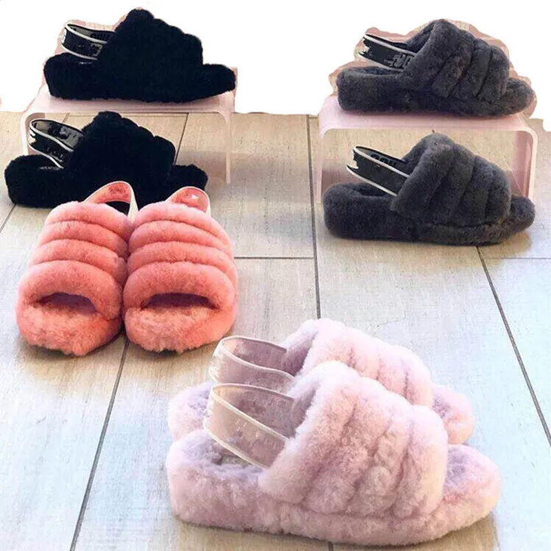 

Ladies' woolen slippers