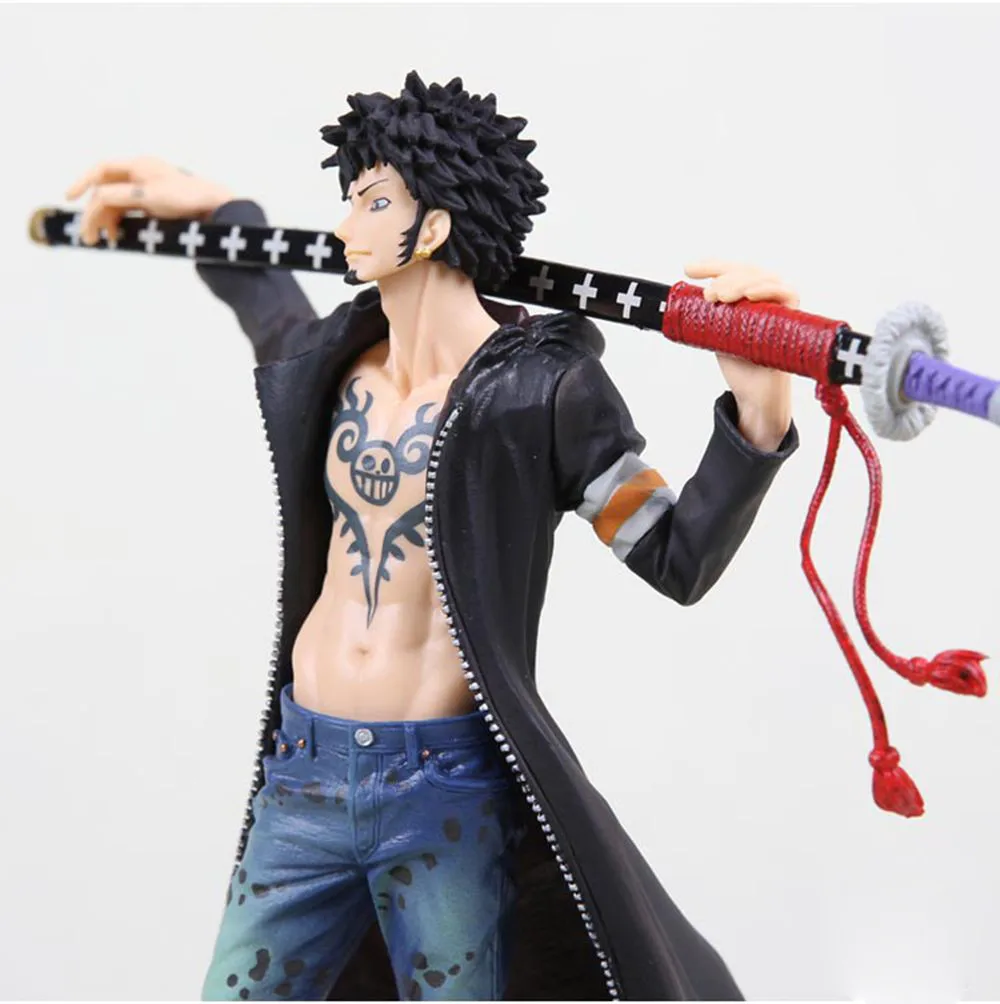 Action figure trafalgar law Clearance