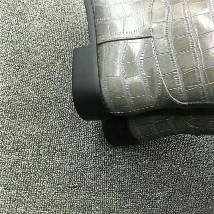 4742849138_142537463