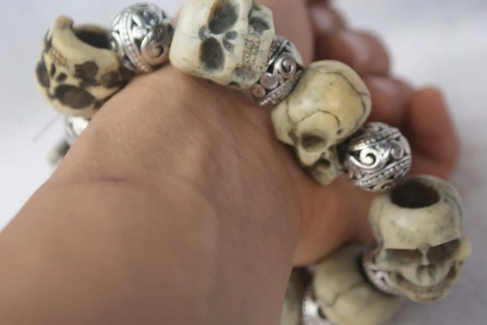 Достойная коллекция серебряных бусин и черепа в браслете из Розария|beads beads|beads skull