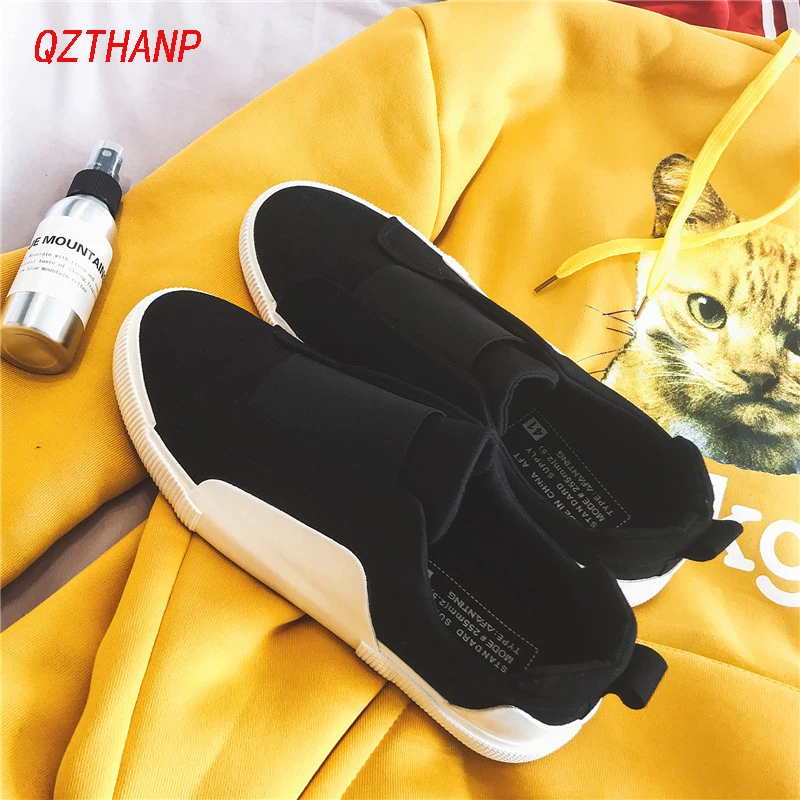 

2019 Casual Shoes Men Chaussure Homme Respirant Light Sneakers Male Adult Tenis Slip-On Sapato Masculino Krasovki Black White