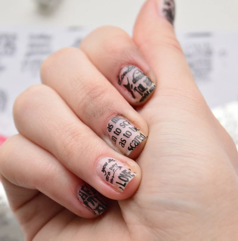 Ногтей штамповки пластины Letter Pattern Nail Art Stamp Штамповка Изображения Шаблона Плиты Manicurenail искусство тиснения prego placa стемпинг