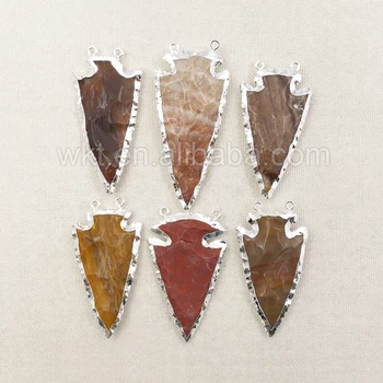 

WT-P1105 Wholesale Custom Natural India Stone Arrow Pendants With Sliver Trim Unique Stone Double Loop Pendant For Necklace