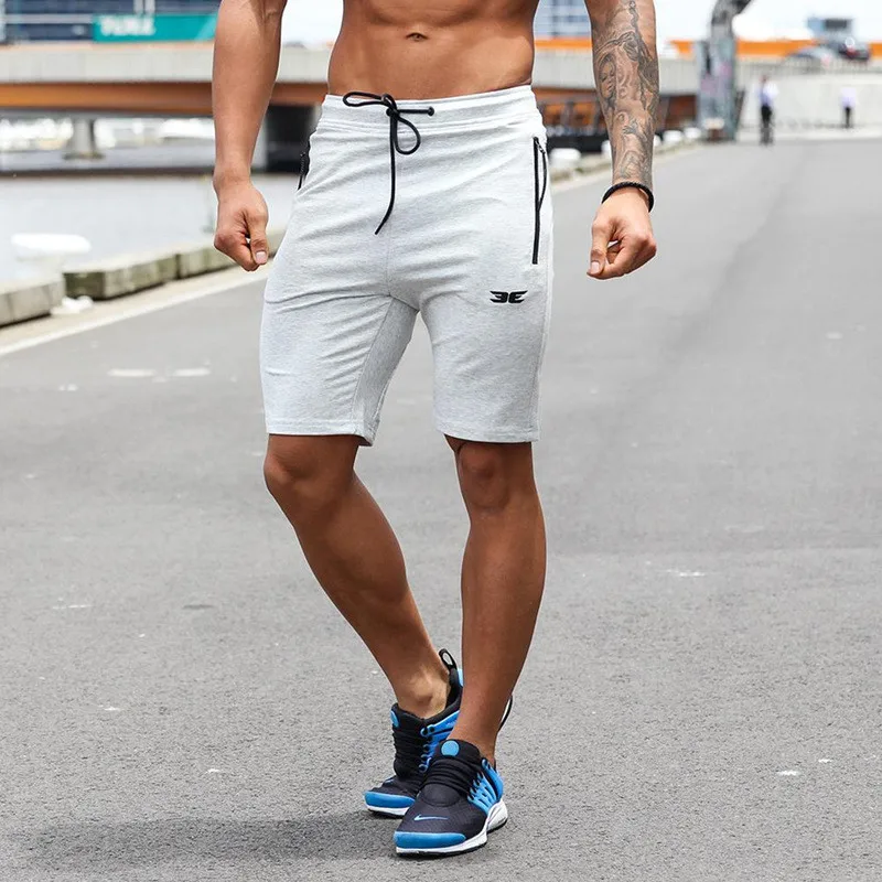 

Streetwear men's 2019 summer fashion men's shorts jogger men's Sweatpants casual brand Bodybuilding men's clothing