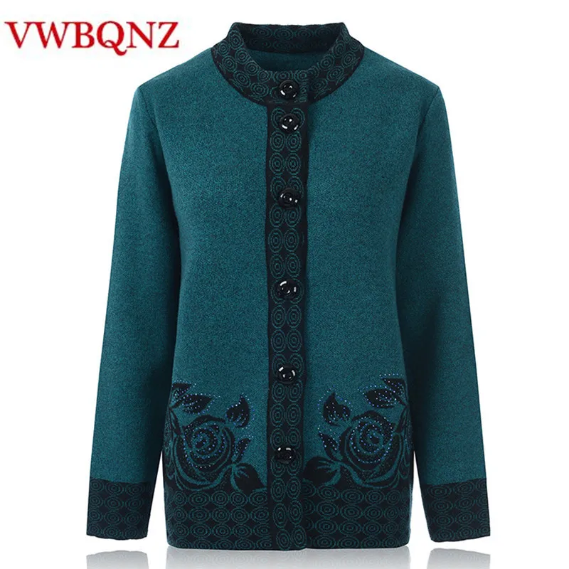 Baratos Chaqueta de punto de mujer de mediana edad de otoño invierno suelta tamaño grande suéter cálido de punto femenino de un solo pecho ropa Casual 7XL