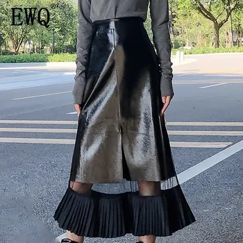 

[EWQ] Leather Skirt Woman 2020 New Autumn Black Lace Splice Slim Package Skirt Sexy Mesh Pleated Women Fashion Tide OC115
