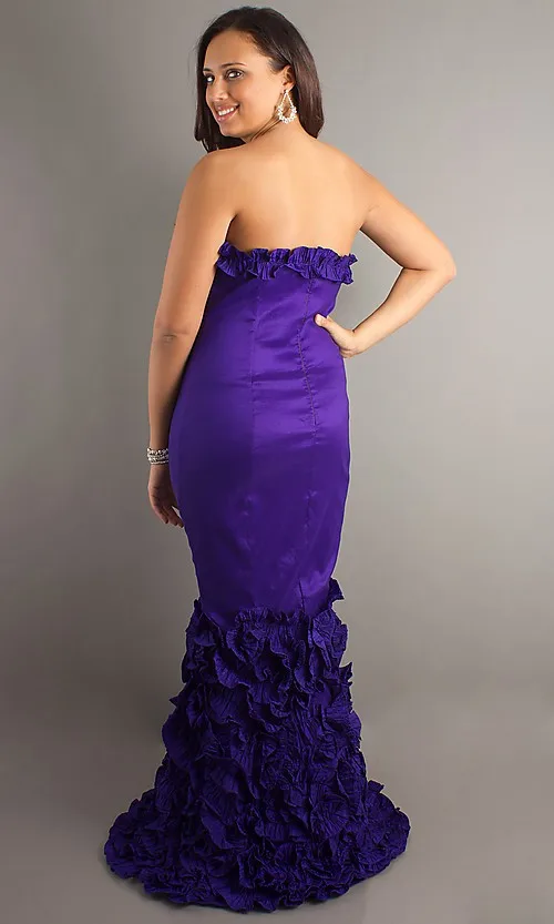 fat girl in tight dress