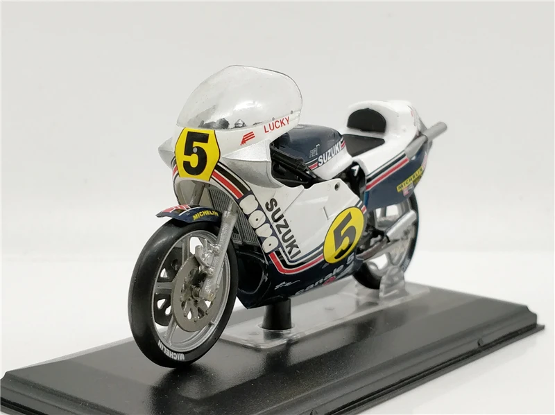 1:22 ITALERI чемпион мира 1981 Suzuki#5 литые модели мотоциклов