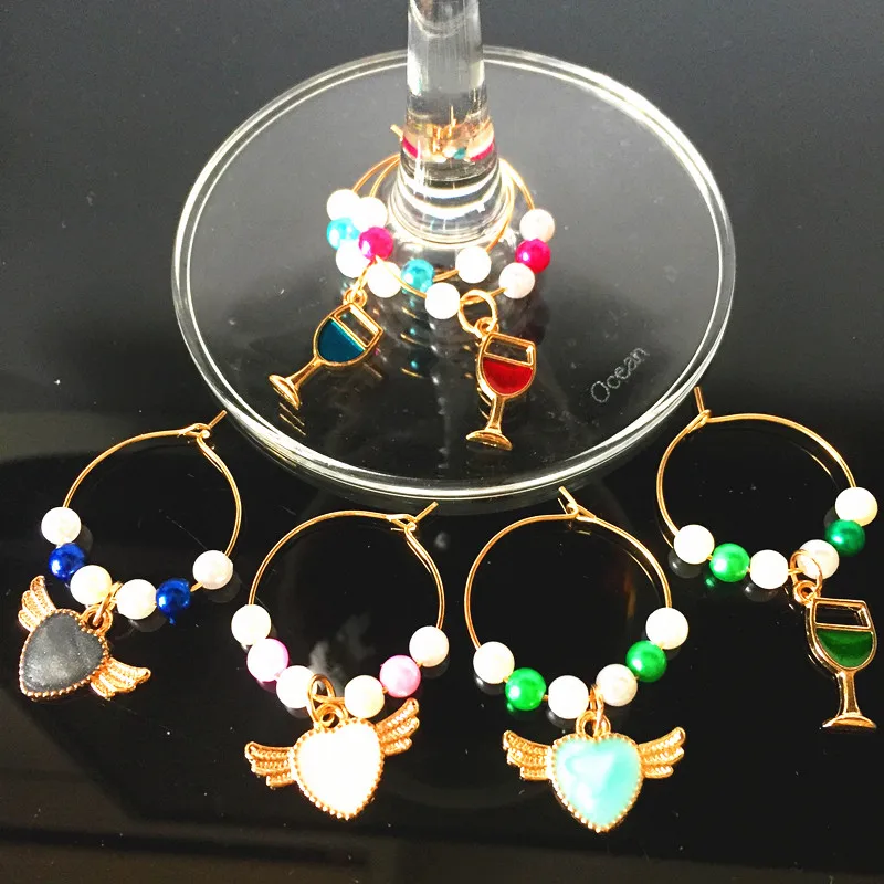 Wine charms 6PCS New Fashion Design Wine Glass Charms Rings Marker Christmas Party Bar Table Decorations Christmas Gift