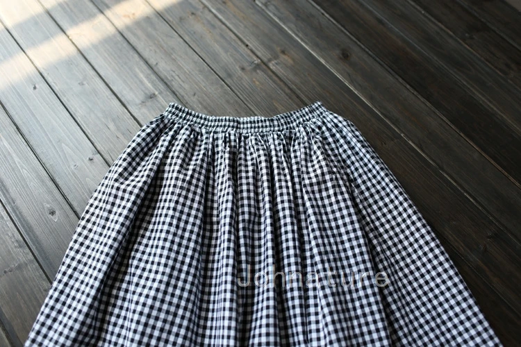 Новинка, женская черно-белая клетчатая юбка с эластичной талией, винтажная плиссированная Осенняя длинная юбка