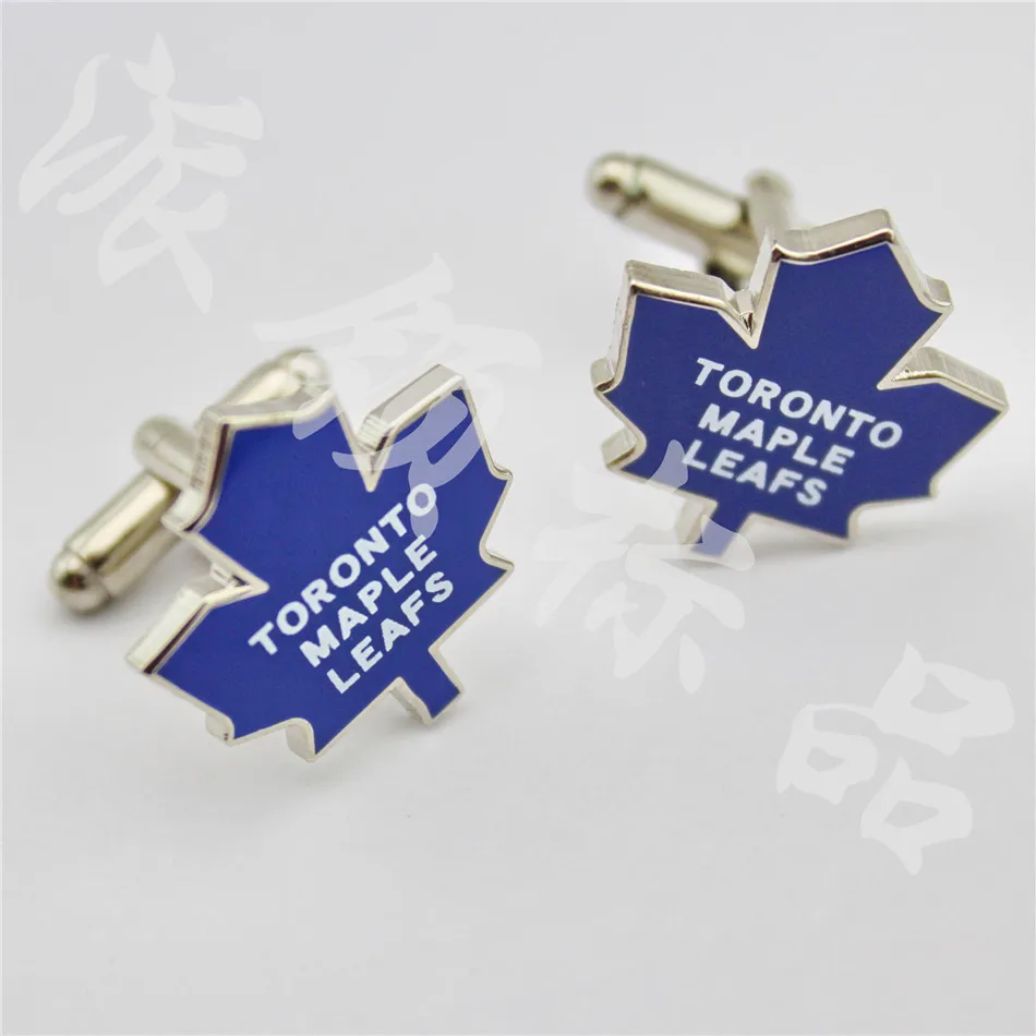 

maple leaf cufflink cuff link men fashion customized mens cufflink for OEM and ODM design