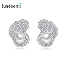 LUOTEEMI Marca Nueva Moda Natural Perla Totalmente Brillante Circón Cúbico Flor Stud Pendientes Oro Blanco Plateado Brincos para Las Mujeres