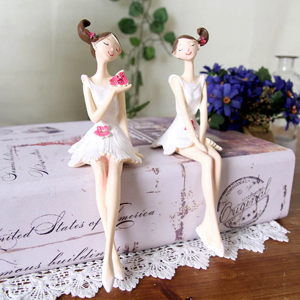 

2pcs/set Sitting Girls Angel Resin Doll Ornaments Fairy Figurines Wedding Home Decoration